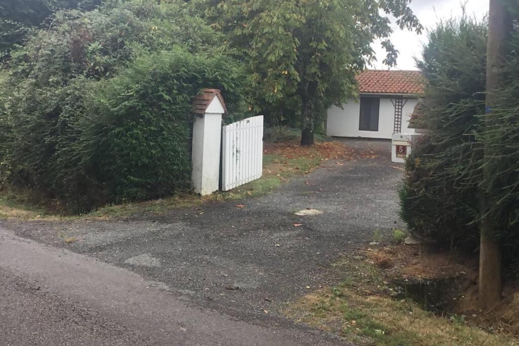הוילה Maisonnais-Sur-Tardoire Breesfalt Gite Accomodation מראה חיצוני תמונה